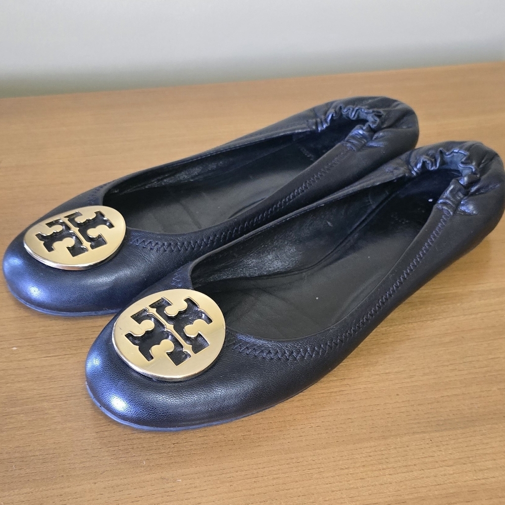 Tory Burch Minnie Leather Ballet Flats 8 Black Gold Logo